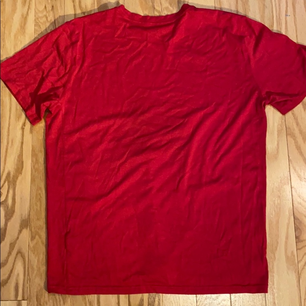 Nike men’s Dri-Fit t shirt in red - Picture 4 of 5